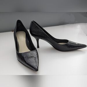 Nine West Black Crocodile Textured Nuncio Pointed Toe Heels/Pumps (Adult Size 5)